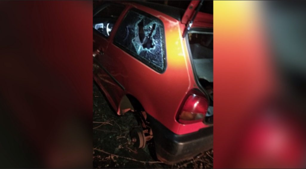 Gol furtado é encontrado abandonado em área de mata perto do Contorno Oeste