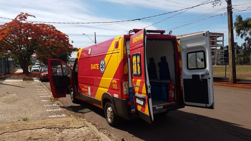 Durante manutenção em calha, homem sofre queda e fica ferido em Cascavel