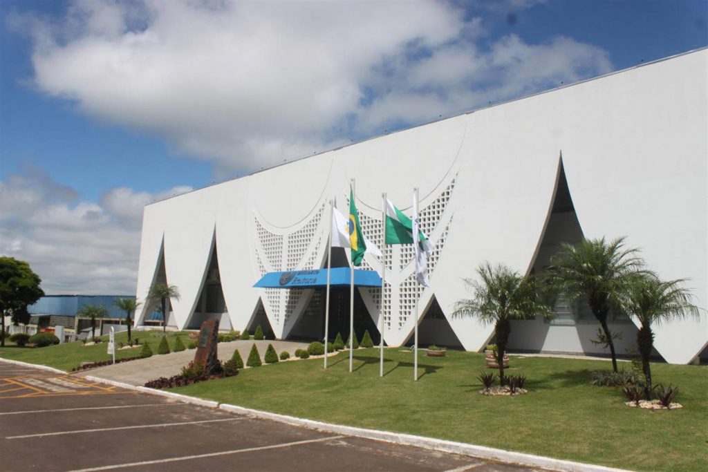 Unioeste inaugura novo prédio e realiza lançamento do Museu Universitário em homenagem a Mário Pereira