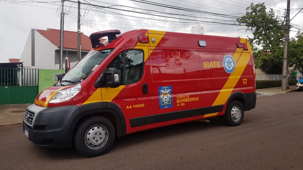 Jovem de 25 anos fica ferido ao ser atingido por facadas no Bairro Parque São Paulo