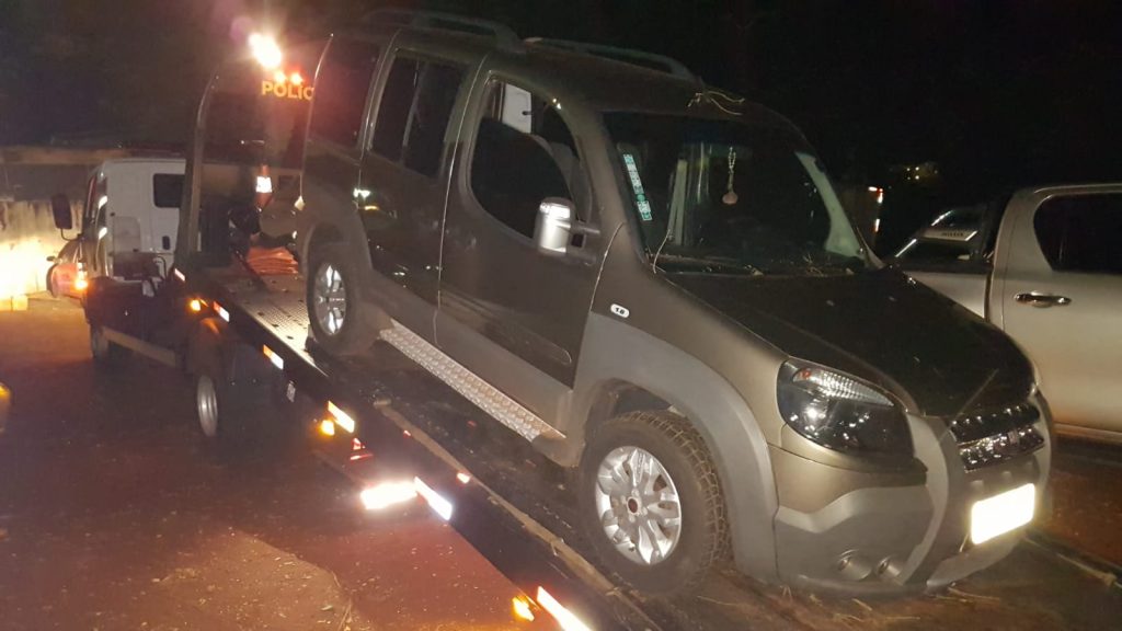 Fiat Dublò roubada no Pacaembu é recuperada pela PM