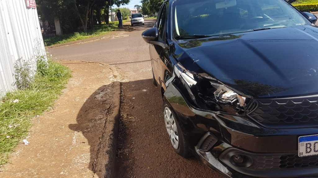 Acidente de trânsito é registrado no Bairro Canadá, em Cascavel