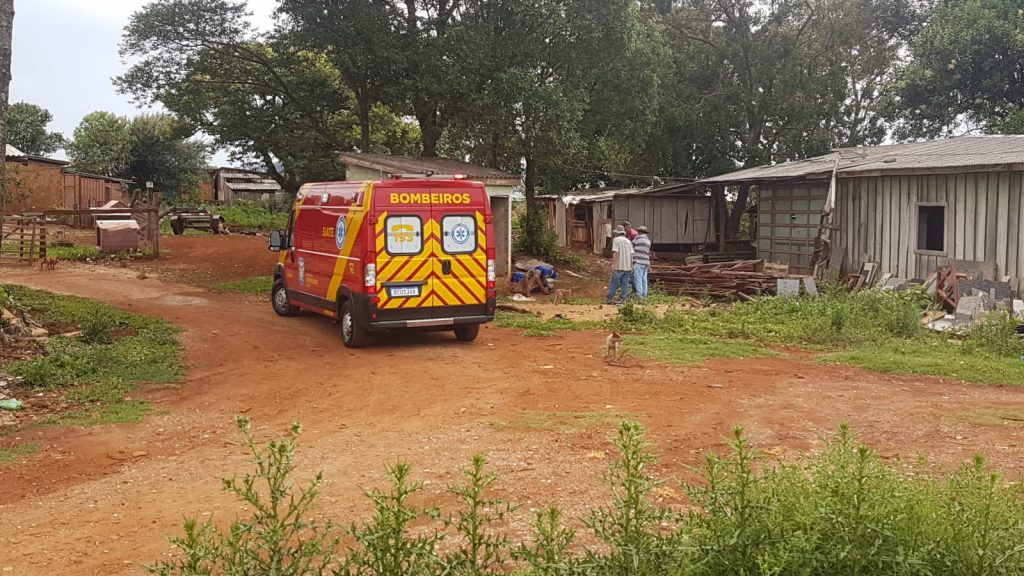 Jovem é agredido a pauladas no Bairro Cascavel Velho