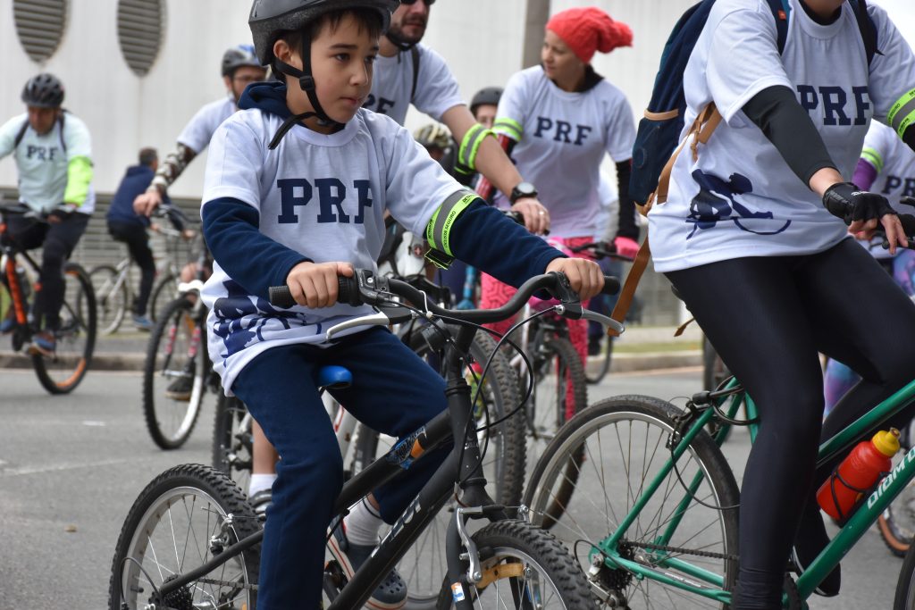 PRF no Ceará realiza 1º Passeio Ciclístico Contra o Câncer Infantil em parceria com diversos órgãos