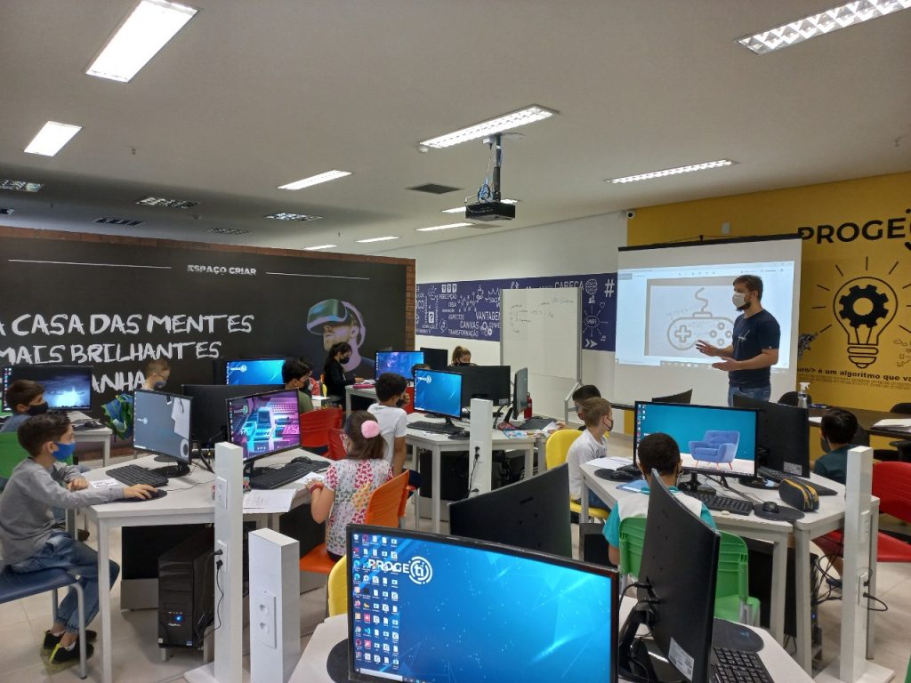 Novas turmas iniciam curso de Programação com Games do Progeti