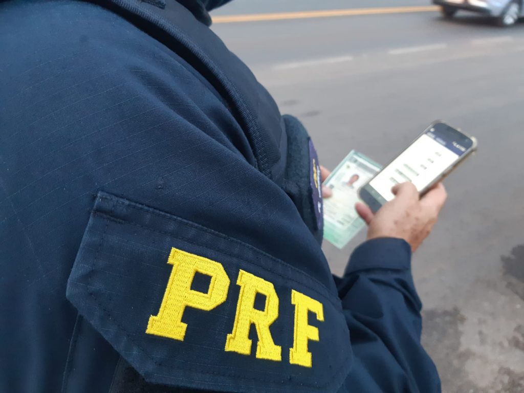 Operação Égide: PRF prende traficante na BR-101, em Casimiro de Abreu (RJ)