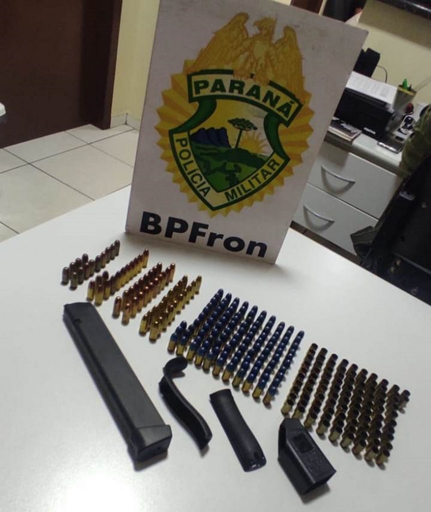 BPFron apreende munições, carregador de arma de fogo, rádio comunicador e pneus contrabandeados