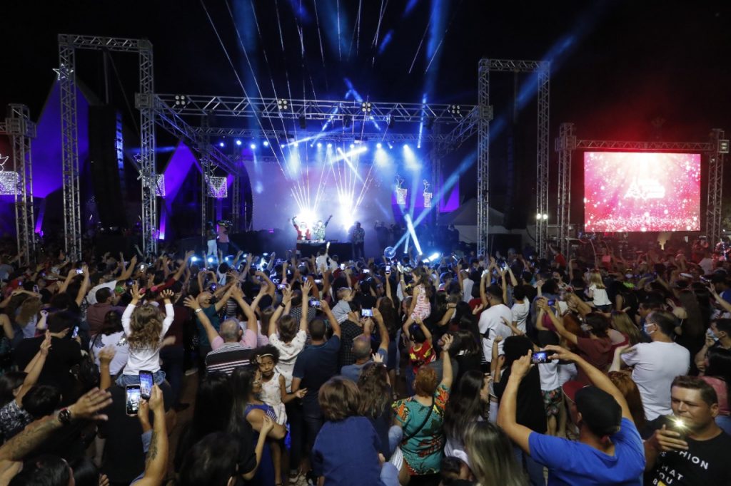 Espetáculo nunca visto antes marca a abertura do Natal da Vida Cascavel Espetáculo nunca visto antes marca a abertura do Natal da Vida Cascavel