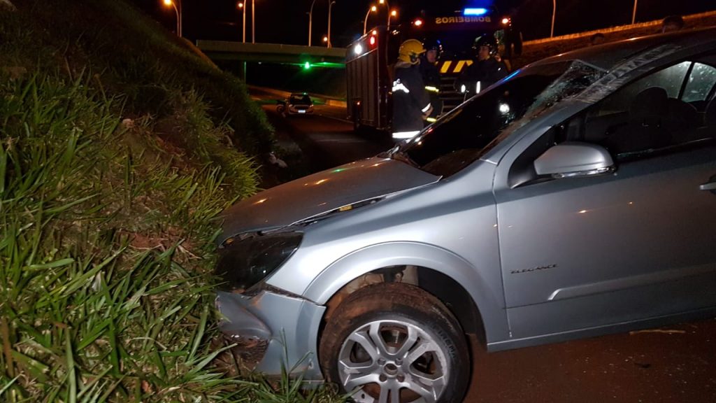 Casal fica ferido após acidente na BR-467, em Cascavel Casal fica ferido após acidente na BR-467, em Cascavel