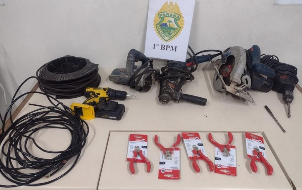 Jovem é detido após furtar ferramentas em loja de Ponta Grossa Jovem é detido após furtar ferramentas em loja de Ponta Grossa