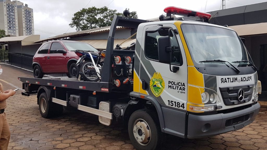 Veículos encontrados em ponto estourado pela PM chegam à 15ª SDP