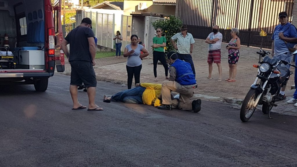 Motociclista fica ferido após ser derrubado por cachorro no Bairro São Cristóvão