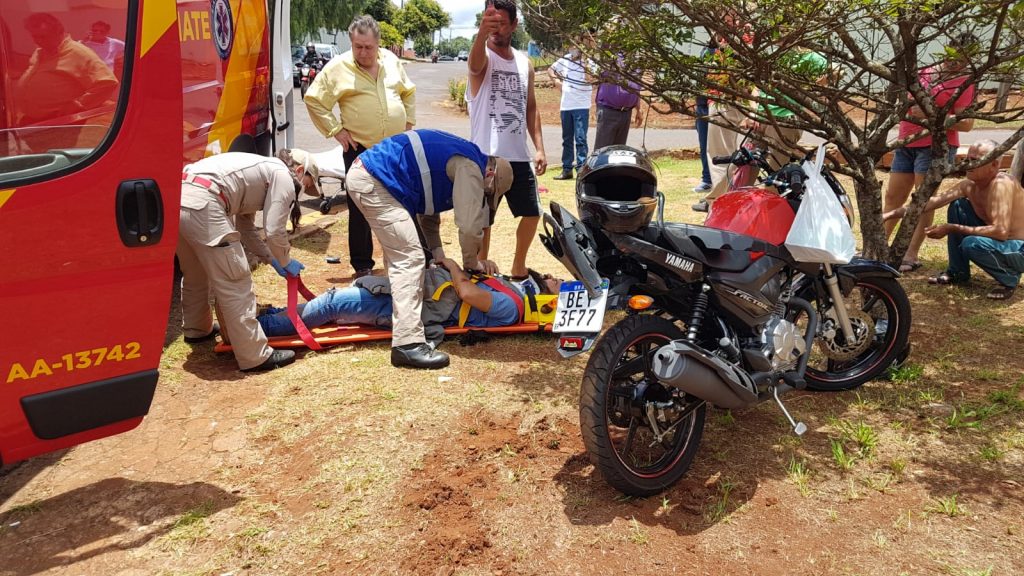Motociclista fica ferido em colisão com carro no Alto Alegre