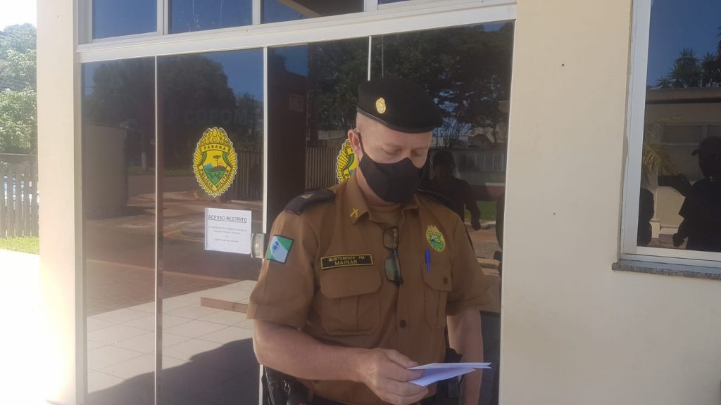 Amigo teria realizado tiros contra Thiarles Mariano dos Santos, no Bairro Esmeralda, aponta PM Amigo teria realizado tiros contra Thiarles Mariano dos Santos, no Bairro Esmeralda, aponta PM
