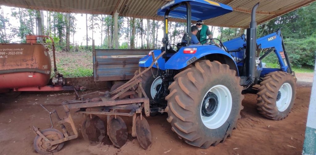 Curso de Operação de Tratores Agrícolas é realizado na Agrotec Curso de Operação de Tratores Agrícolas é realizado na Agrotec