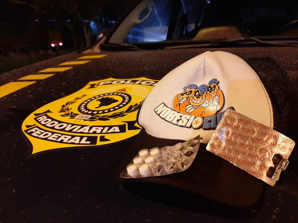 Sergipe: PRF flagra três caminhoneiros portando “rebites”