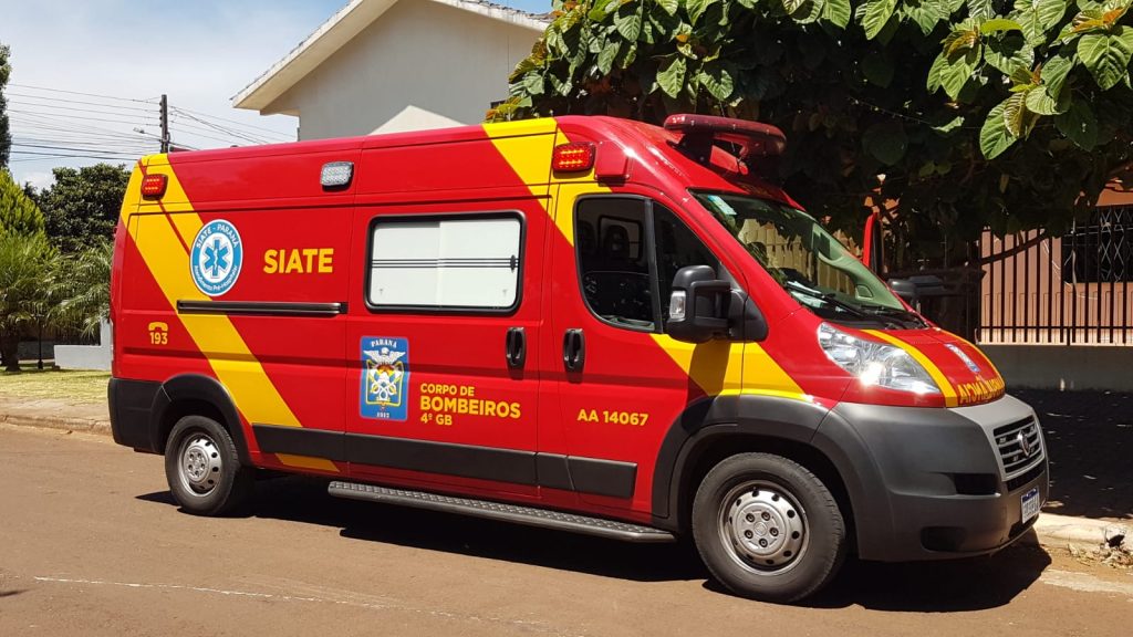 Mulher fica ferida após sofrer queda dentro de casa no Bairro Floresta