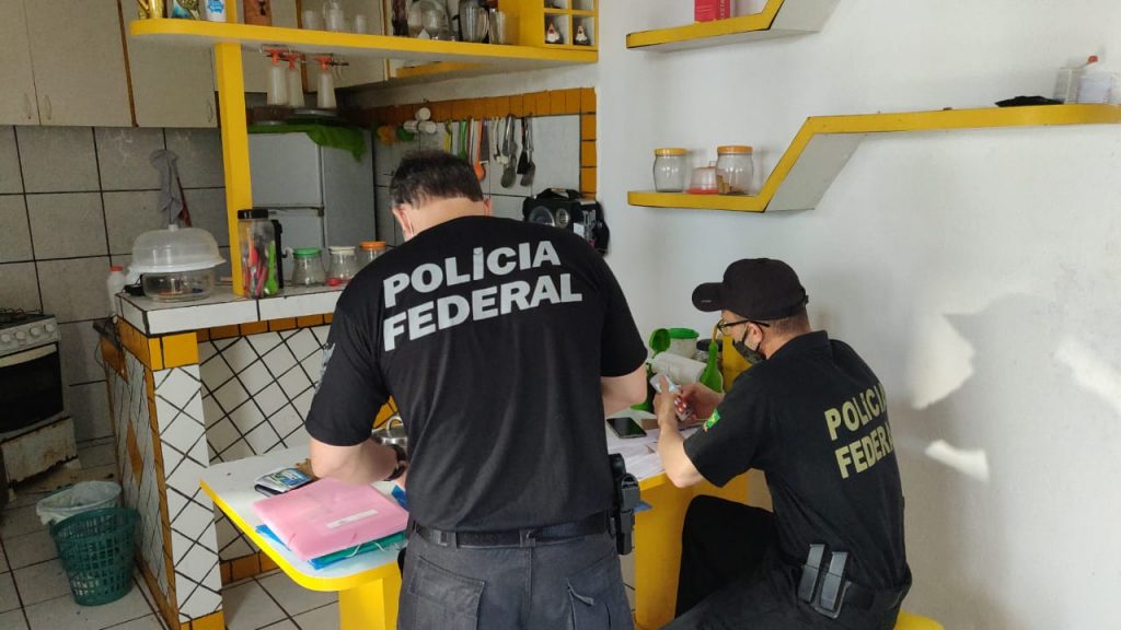 Polícia Federal deflagra Operação Parcela Baiana contra fraudes ao auxílio emergencial