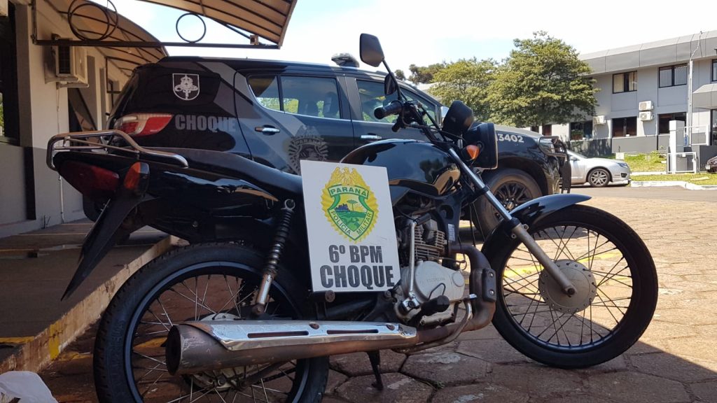 PM recupera moto furtada; veículo foi localizado no Bairro Santa Cruz