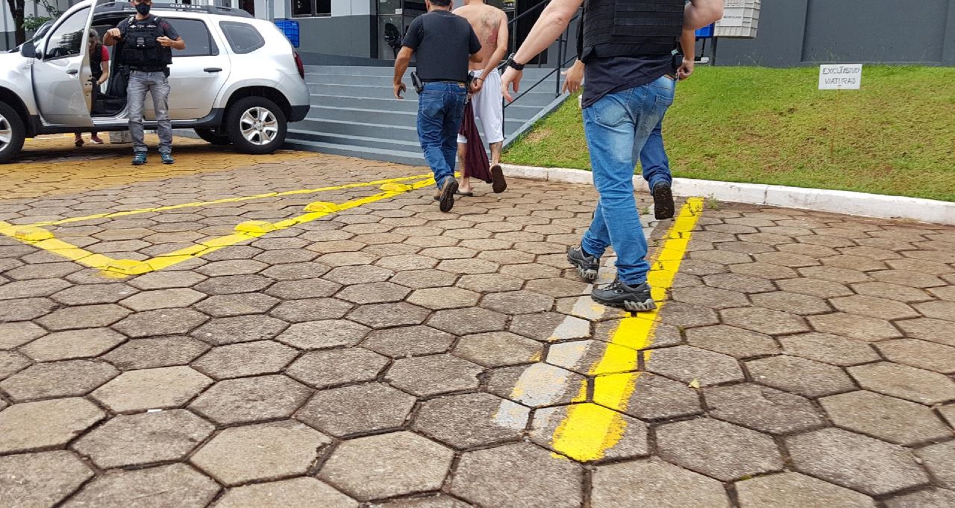 Homem é detido durante Operação do GDE no Parque dos Ipês