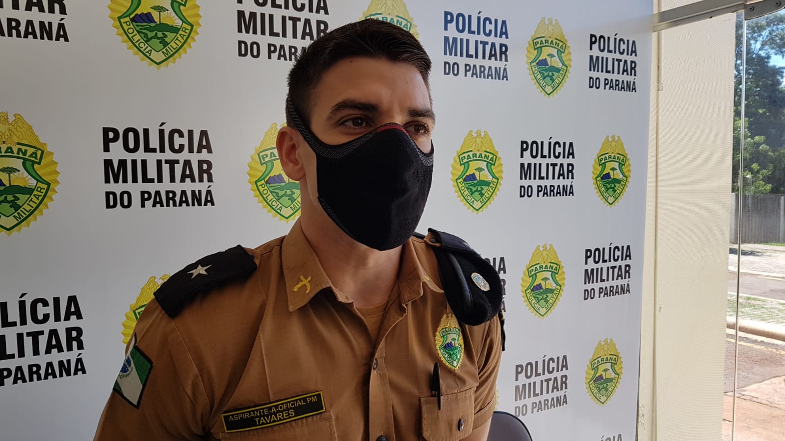 Compristas do Paraguai tentaram fugir de assaltantes, mas, após tiros, perderam carro com mais de R$ 25 mil em produtos