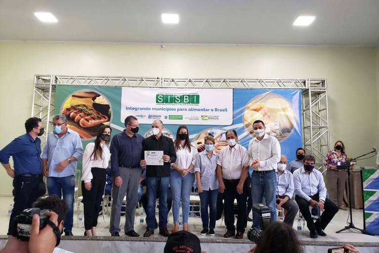 Consórcio intermunicipal do Paraná ampliará venda de produtos de origem animal a todo País Imagem referente a Consórcio intermunicipal do Paraná ampliará venda de produtos de origem animal a todo País