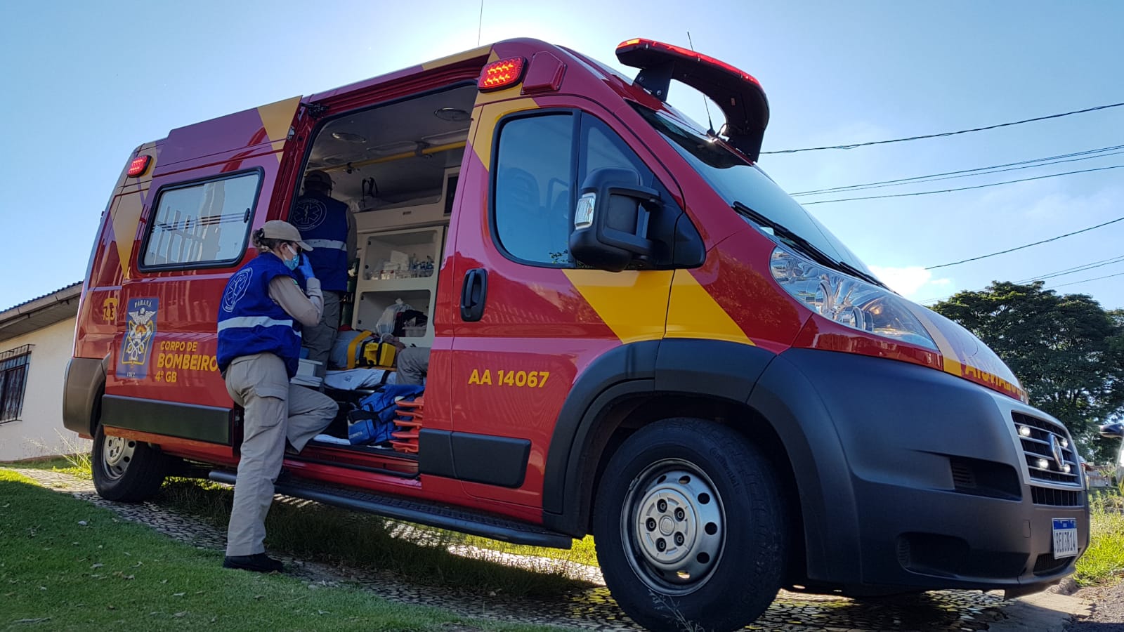 Idoso fica ferido ao cair de cadeira de rodas em Cascavel