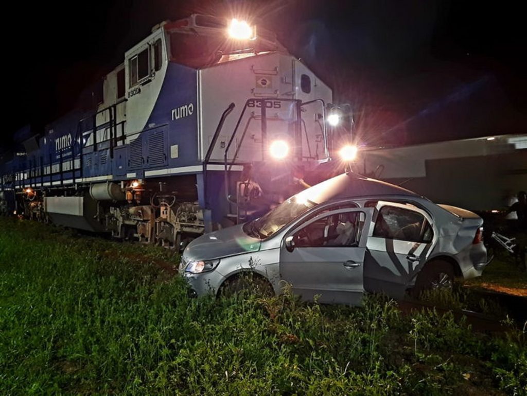 Mãe e filha morrem em acidente com trem em Rolândia
