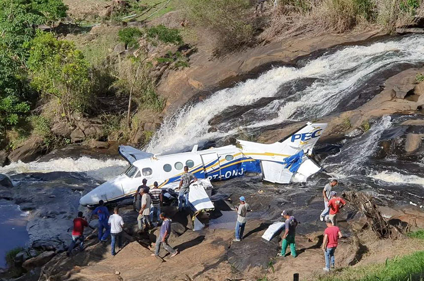 Marília Mendonça: cabos de energia da Cemig provocaram queda de avião