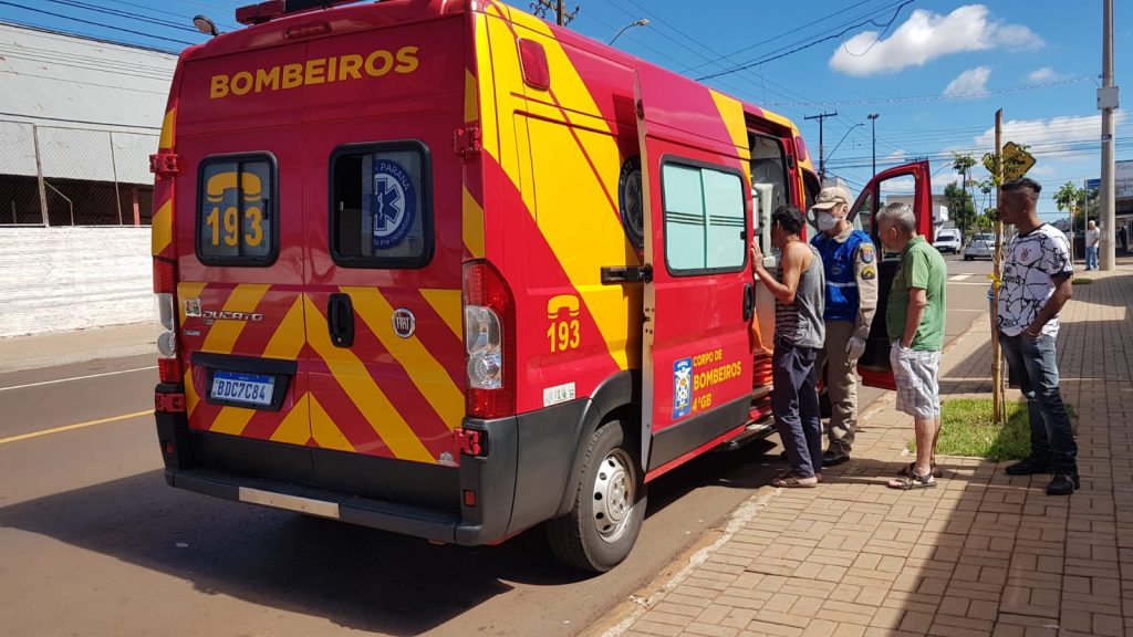 Idoso de 72 anos fica ferido ao sofrer queda no Bairro Guarujá