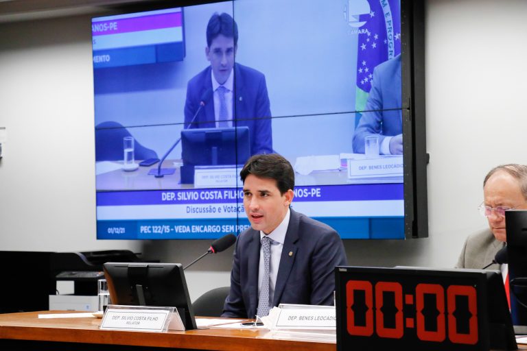 Relatório preliminar mantém texto do Senado sobre limite para a criação de despesas municipais pela União Imagem referente a Relatório preliminar mantém texto do Senado sobre limite para a criação de despesas municipais pela União