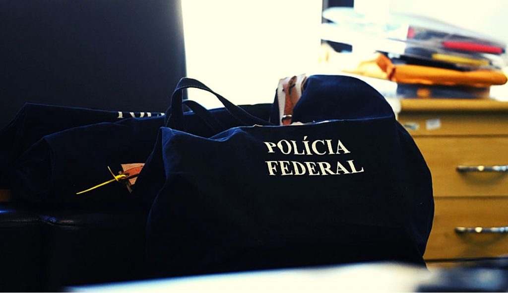 Polícia Federal investiga candidato que teria utilizado celular no Enem