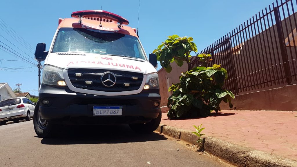 Mulher que ficou 17 dias na UTI Covid passa mal e é socorrida pelo Samu