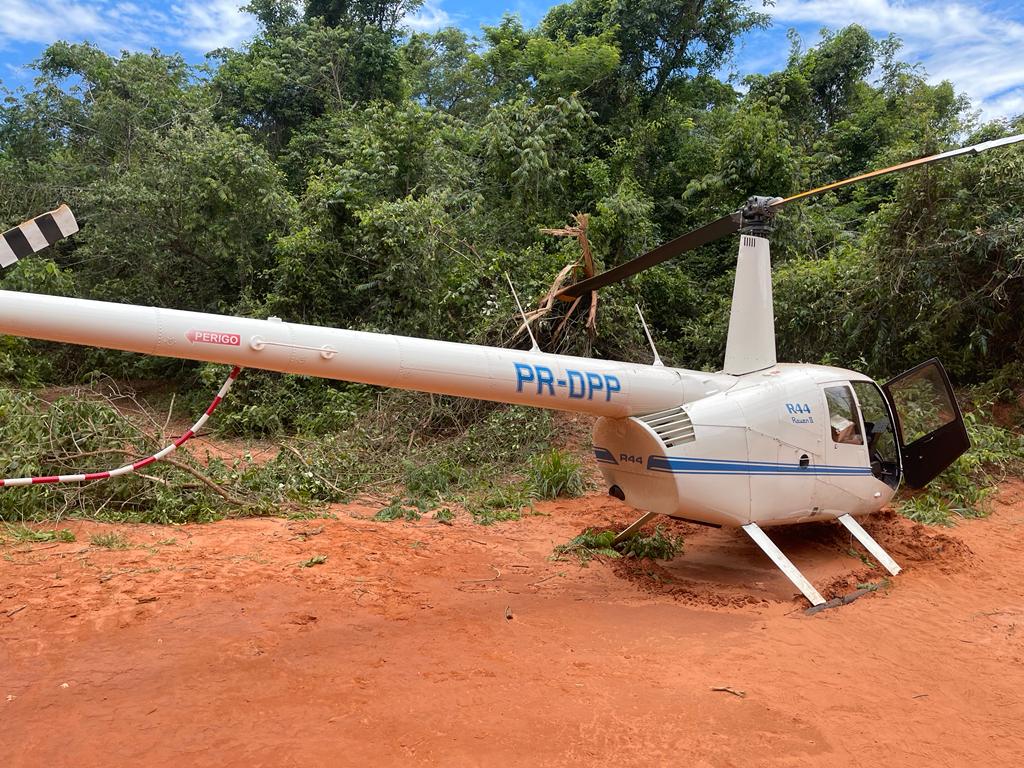 PF apreende helicóptero com cerca de 200 quilos de cocaína Imagem referente a PF apreende helicóptero com cerca de 200 quilos de cocaína