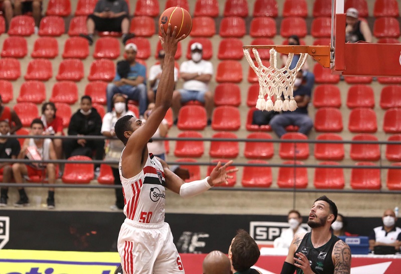 Basquete Tricolor encara o Caxias antes de estreia na BCLA