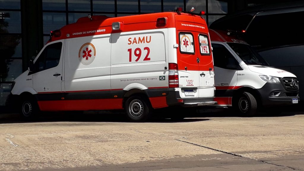Idoso de 79 anos é socorrido na rodoviária