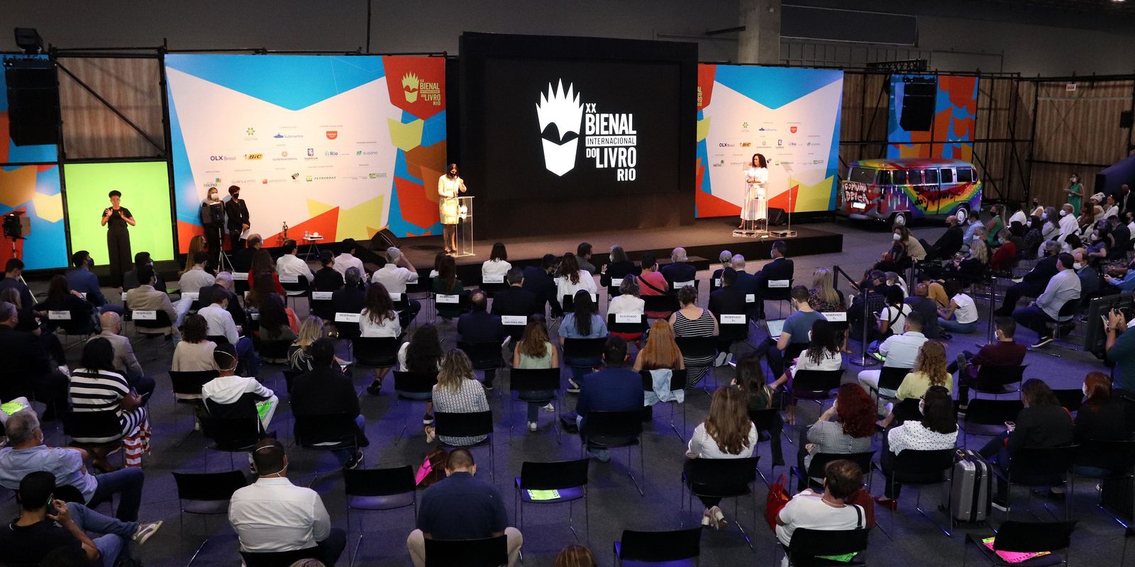 Bienal do Livro lança de edital voltado para pessoas com deficiência Imagem referente a Bienal do Livro lança de edital voltado para pessoas com deficiência