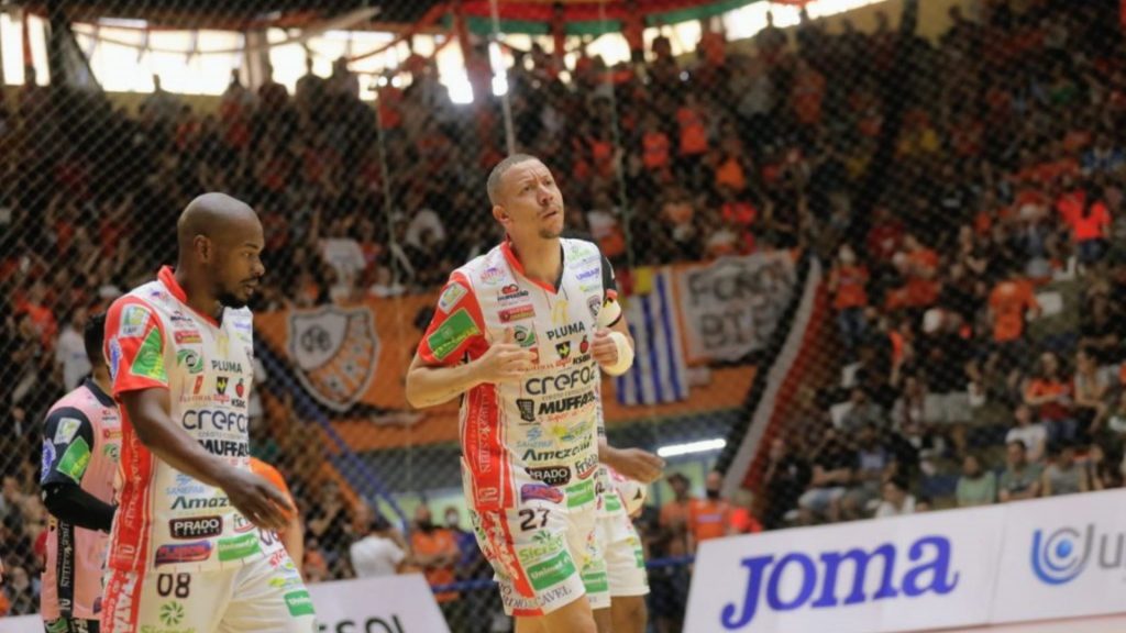 A voz da experiência: Carlão, do Cascavel Futsal e Rodrigo, do Magnus, são as lideranças dos finalistas da LNF 2021