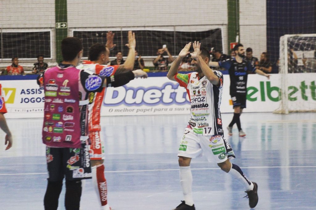 Maior vencedor do Paraná, Cascavel Futsal vai em busca do sétimo título estadual