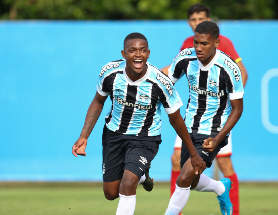 Grêmio bate o Riograndense no fechamento da primeira fase no Estadual Sub-20