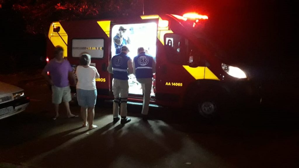 Homem de 32 anos é ferido com golpes de facão no Cataratas