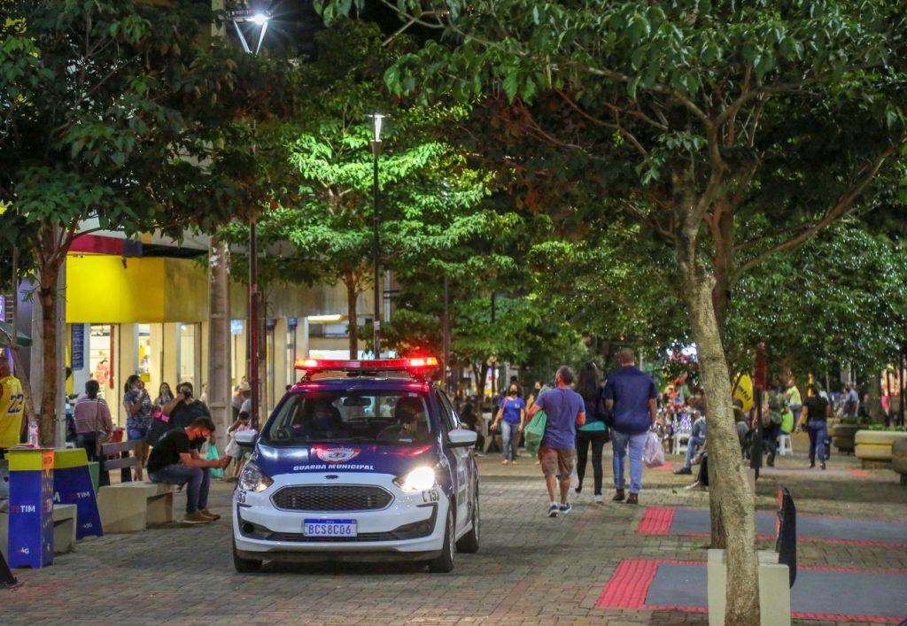 Forças de segurança iniciam “Operação Natal” em Londrina nesta segunda-feira Forças de segurança iniciam “Operação Natal” em Londrina nesta segunda-feira
