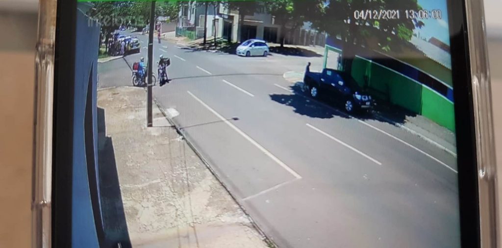 Nova imagem mostra correria em tentativa de assalto que terminou com um baleado no Cancelli