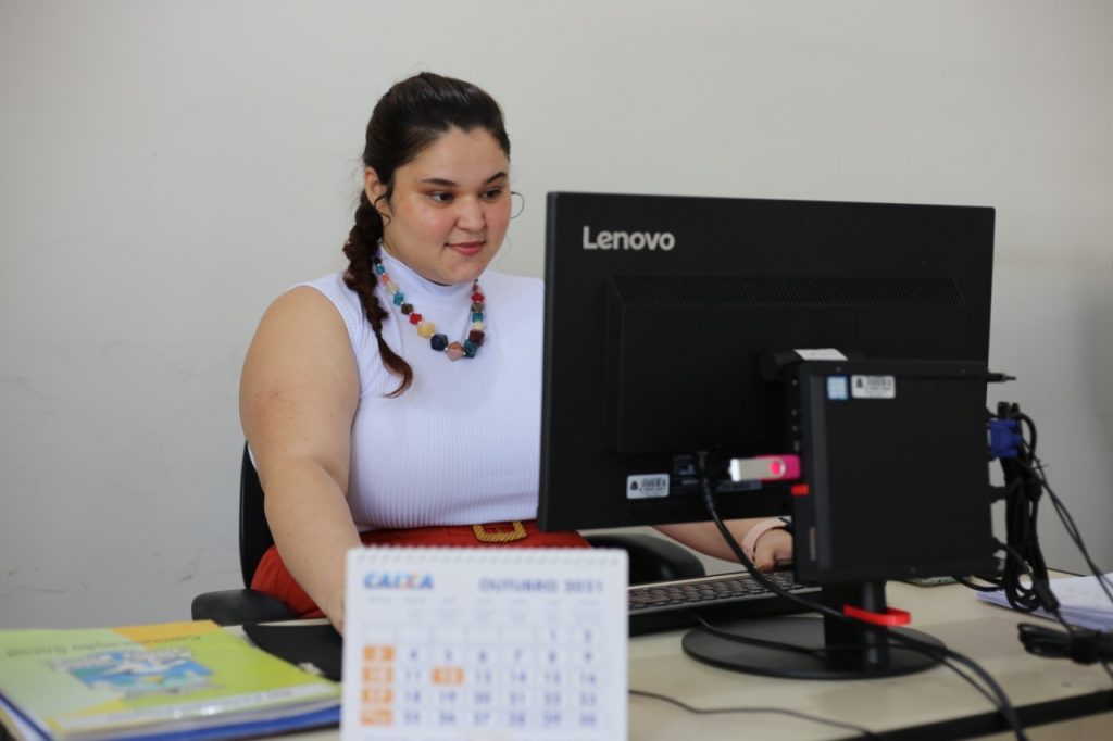 Prefeitura convoca novos estagiários aprovados em processos seletivos