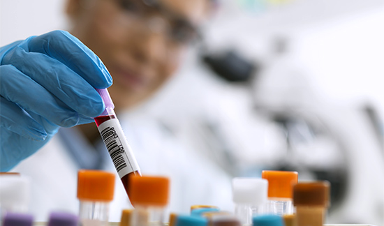 TRF4 nega aposentadoria por invalidez a portadora de HIV assintomática