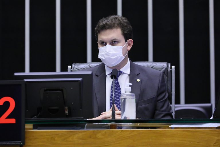 CCJ aprova obrigação de juiz analisar pareceres de Câmara e Senado no controle de constitucionalidade Imagem referente a CCJ aprova obrigação de juiz analisar pareceres de Câmara e Senado no controle de constitucionalidade
