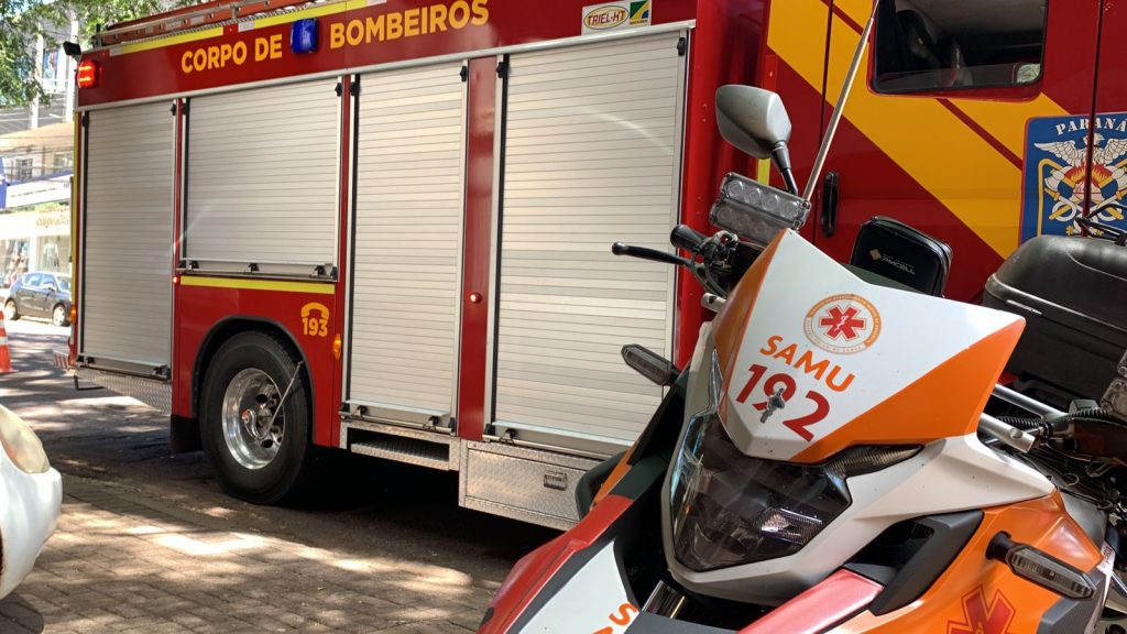 Samu e Corpo de Bombeiros prestam atendimento a paciente com mobilidade reduzida