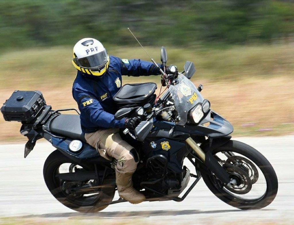 PRF forma novos motociclistas
