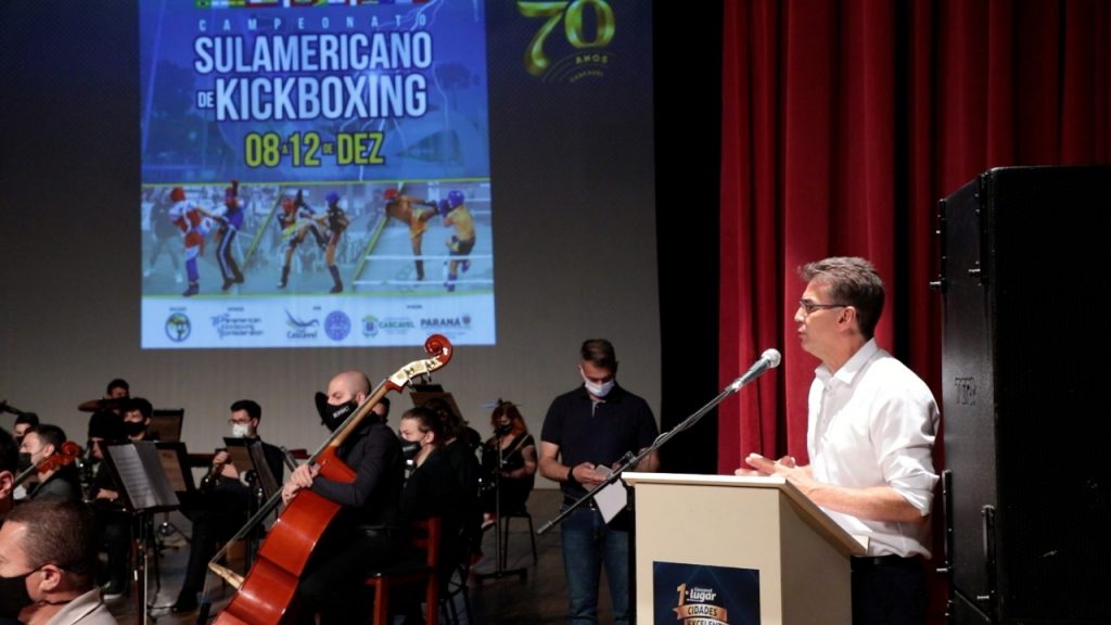 Sul-Americano de Kickboxing reúne 12 países em Cascavel