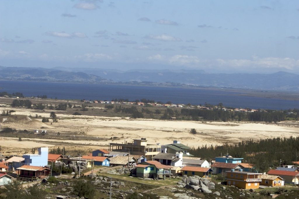Imóvel às margens do rio Mampituba, em Torres (RS), terá que ser retirado